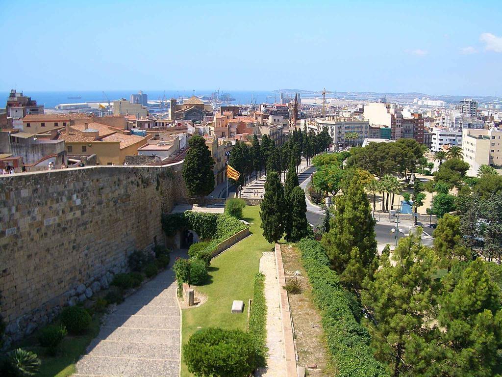Ostello Residencia Alclausell Tarragona Camera foto