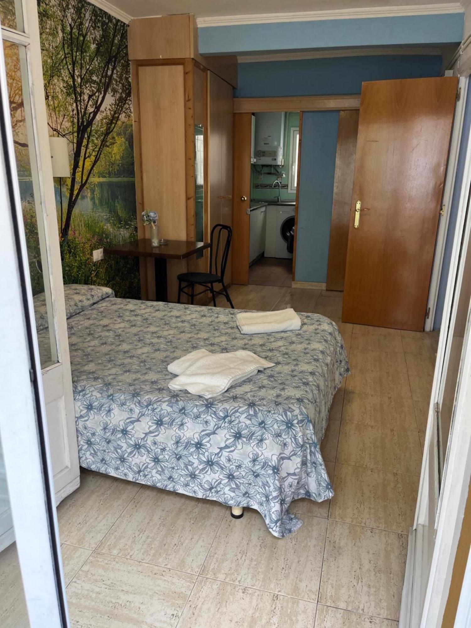 Ostello Residencia Alclausell Tarragona Esterno foto