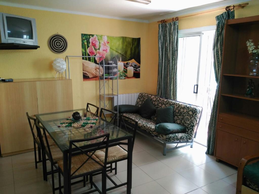 Ostello Residencia Alclausell Tarragona Esterno foto